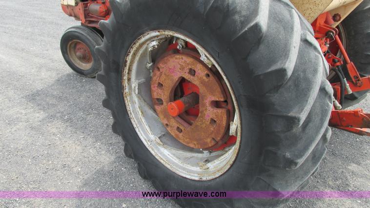 image for item G9101 Case 931 Comfort King tractor