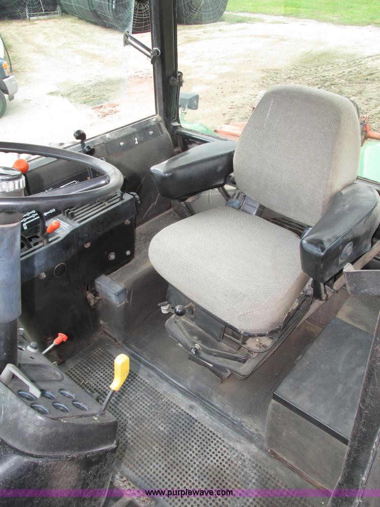 image for item G9943 1976 John Deere 8430 4WD tractor