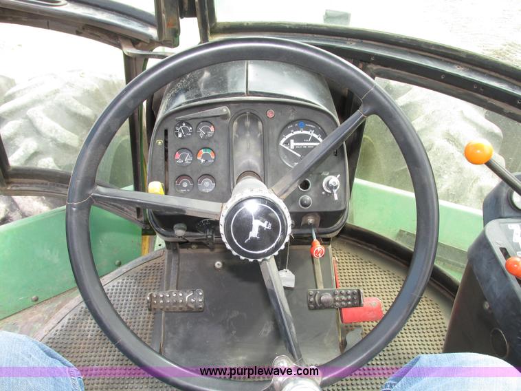 image for item G9943 1976 John Deere 8430 4WD tractor