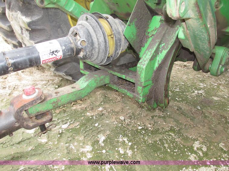 image for item G9943 1976 John Deere 8430 4WD tractor