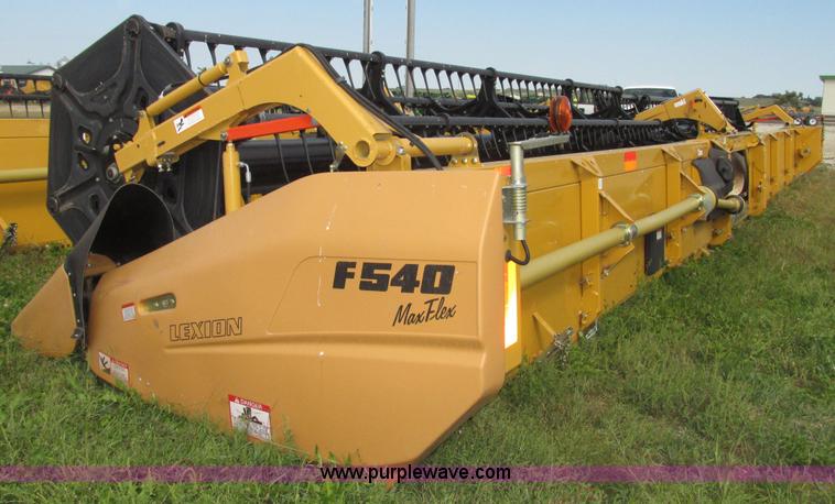 image for item G9949 2009 Lexion F540 Max Flex Series 441 flex head
