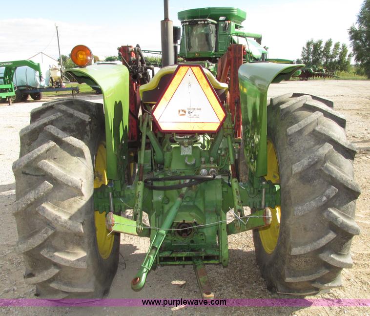 image for item G9954 1966 John Deere 2020 tractor