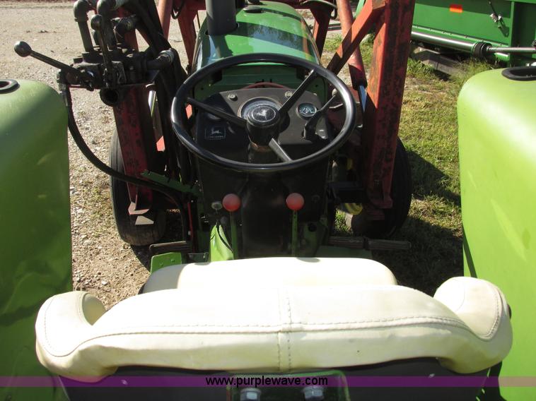 image for item G9954 1966 John Deere 2020 tractor