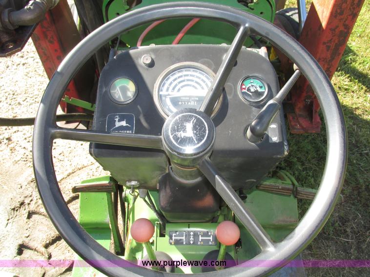 image for item G9954 1966 John Deere 2020 tractor