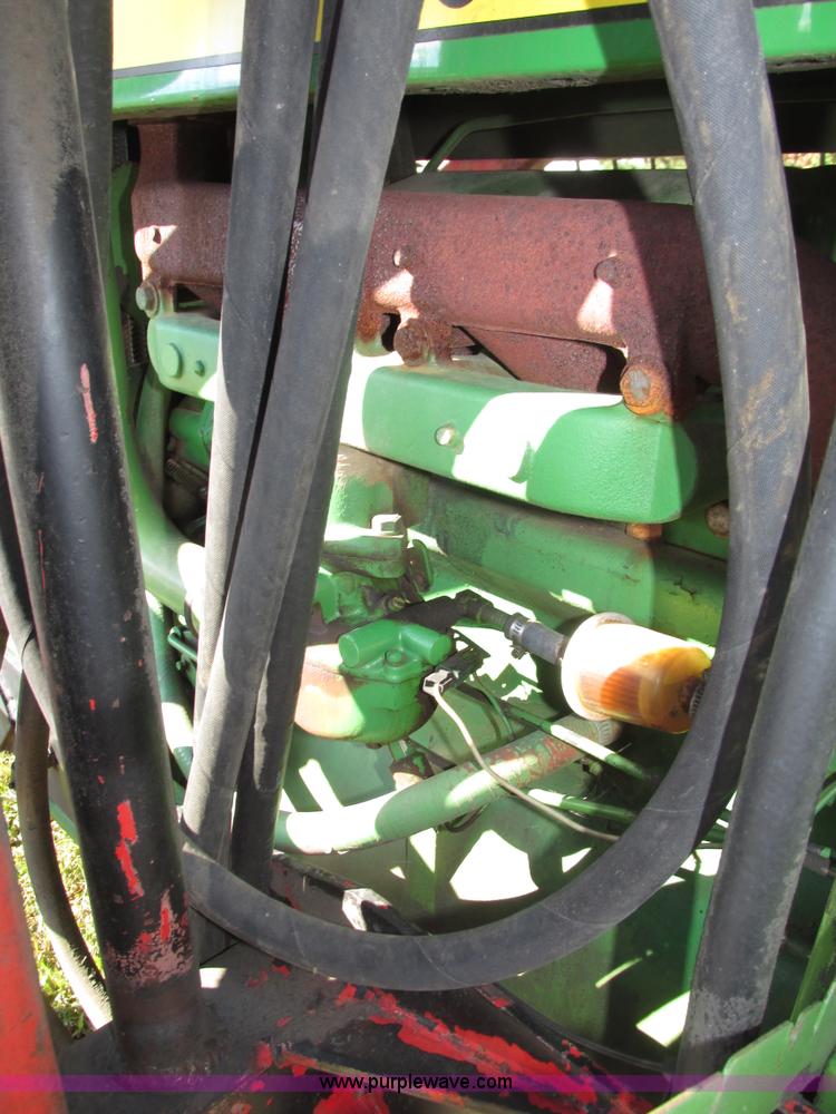 image for item G9954 1966 John Deere 2020 tractor