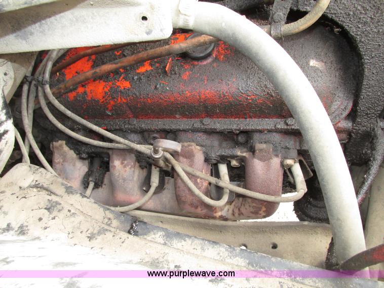 image for item G9955 1972 Chevrolet C60 Custom grain truck