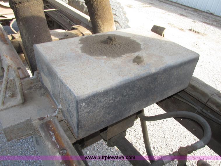 image for item G9955 1972 Chevrolet C60 Custom grain truck