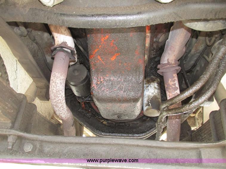 image for item G9955 1972 Chevrolet C60 Custom grain truck