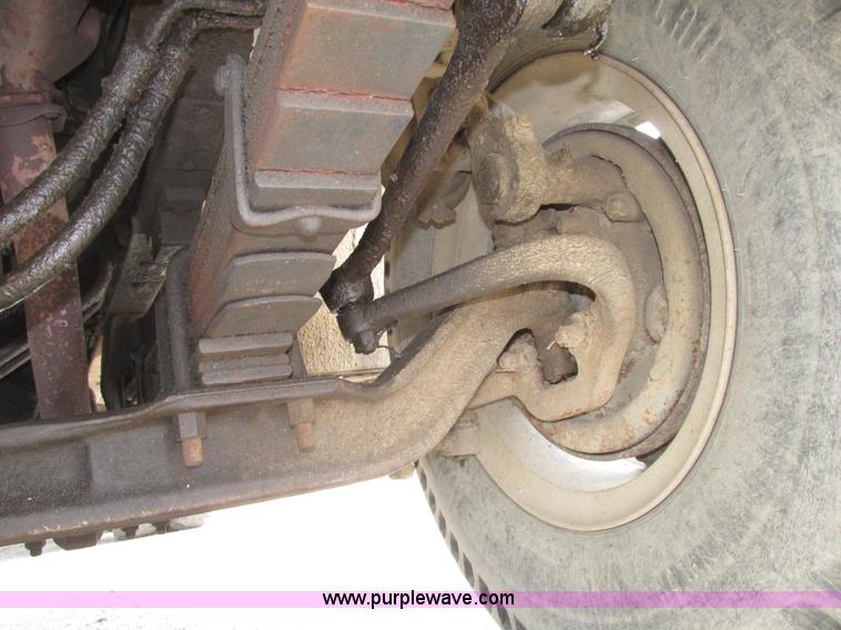 image for item G9955 1972 Chevrolet C60 Custom grain truck