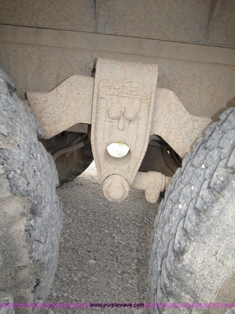 image for item G9955 1972 Chevrolet C60 Custom grain truck