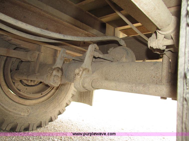 image for item G9955 1972 Chevrolet C60 Custom grain truck