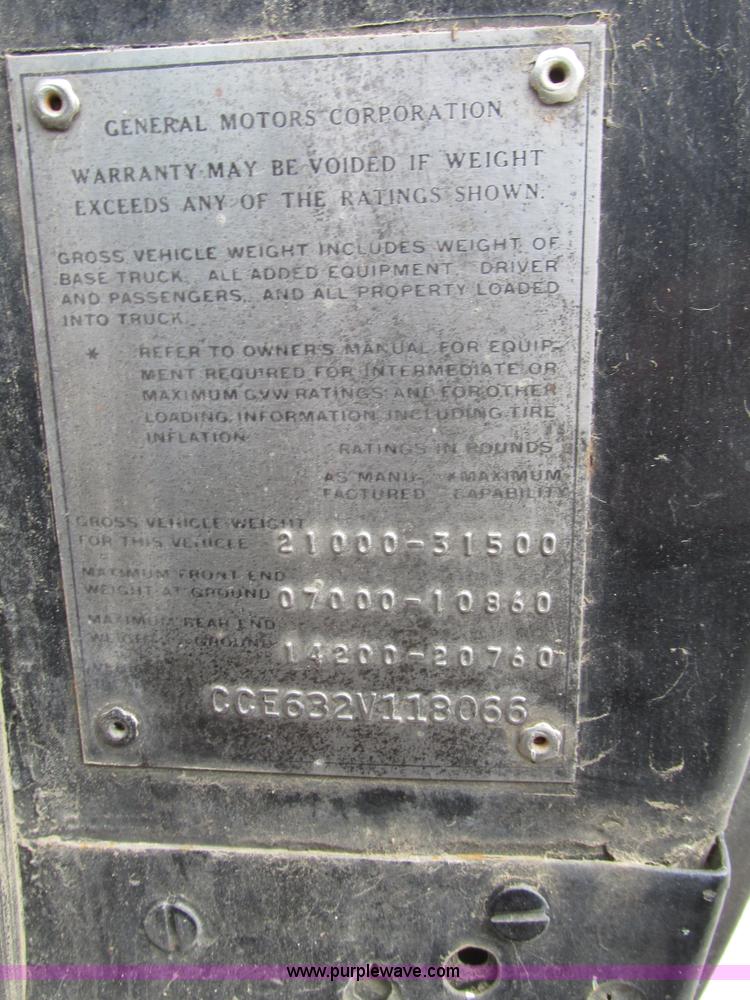 image for item G9955 1972 Chevrolet C60 Custom grain truck