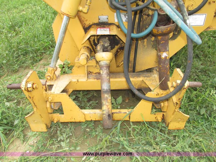 image for item G9979 HayBuster BB256 BaleBuster bale processor