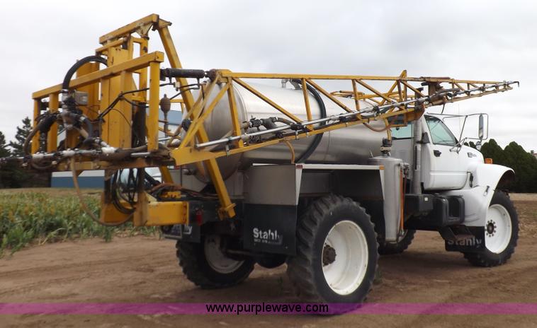 image for item H9137 1998 GMC C8500 applicator truck with Stahly sprayer