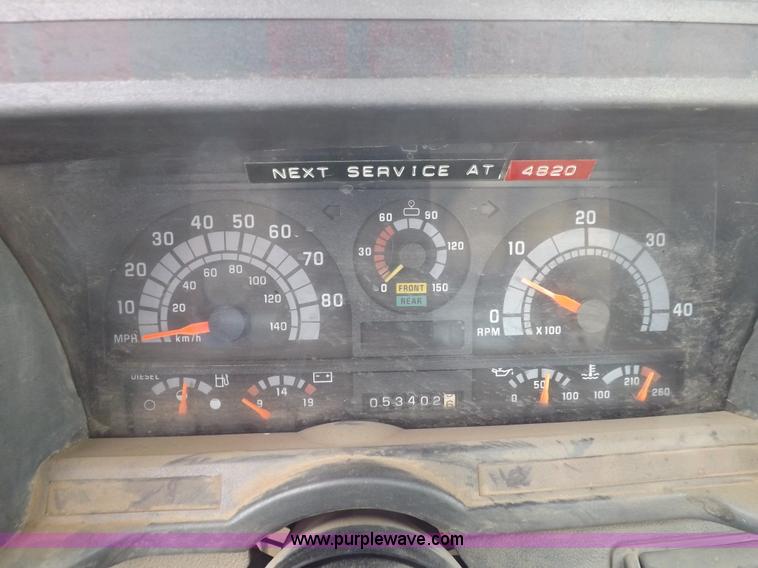 image for item H9137 1998 GMC C8500 applicator truck with Stahly sprayer