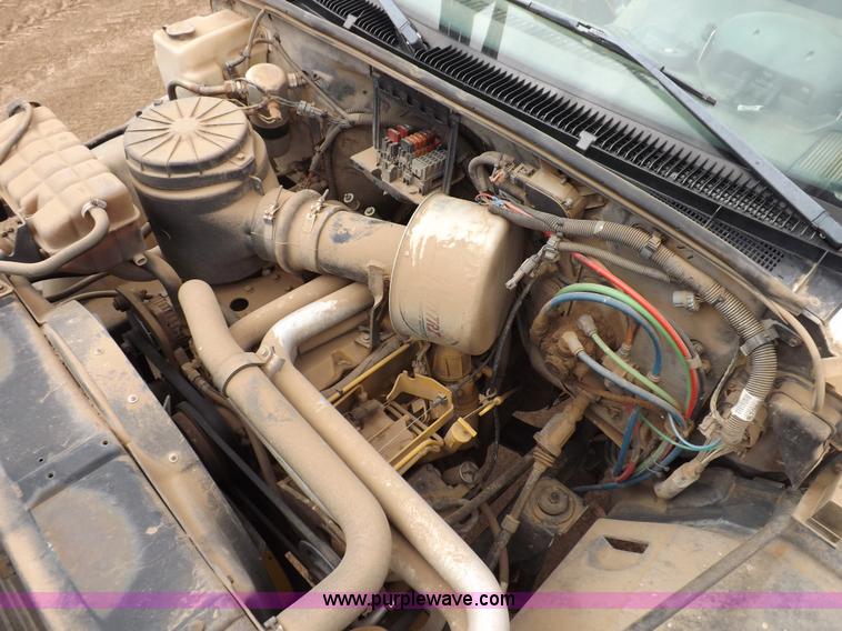 image for item H9137 1998 GMC C8500 applicator truck with Stahly sprayer