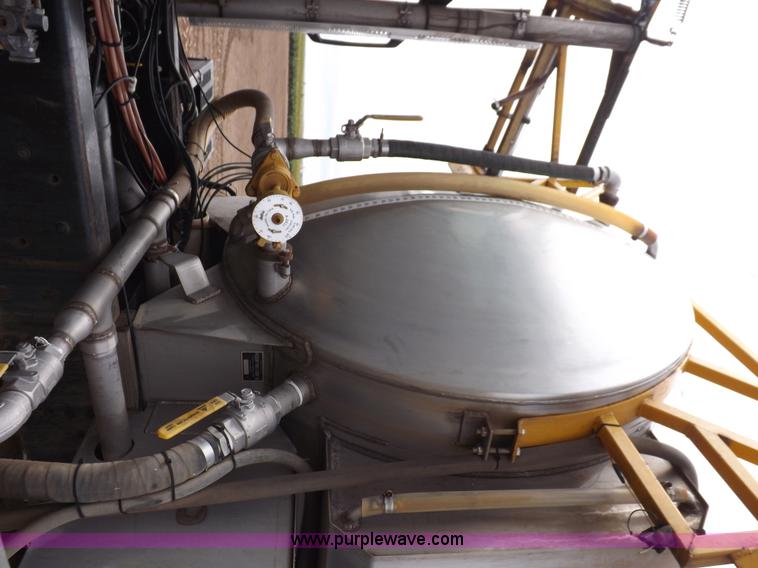 image for item H9137 1998 GMC C8500 applicator truck with Stahly sprayer