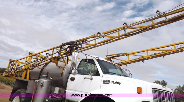 image for item H9137 1998 GMC C8500 applicator truck with Stahly sprayer