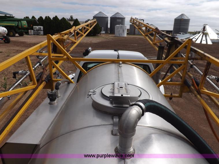 image for item H9137 1998 GMC C8500 applicator truck with Stahly sprayer