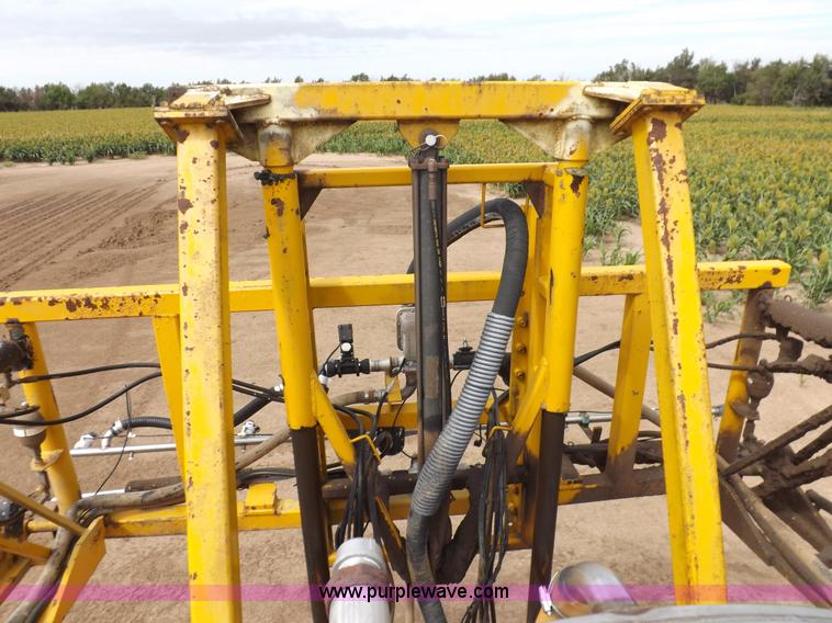 image for item H9137 1998 GMC C8500 applicator truck with Stahly sprayer