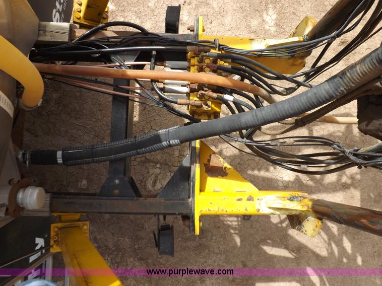 image for item H9137 1998 GMC C8500 applicator truck with Stahly sprayer