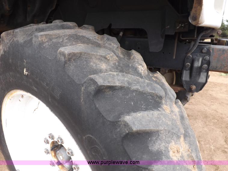 image for item H9137 1998 GMC C8500 applicator truck with Stahly sprayer