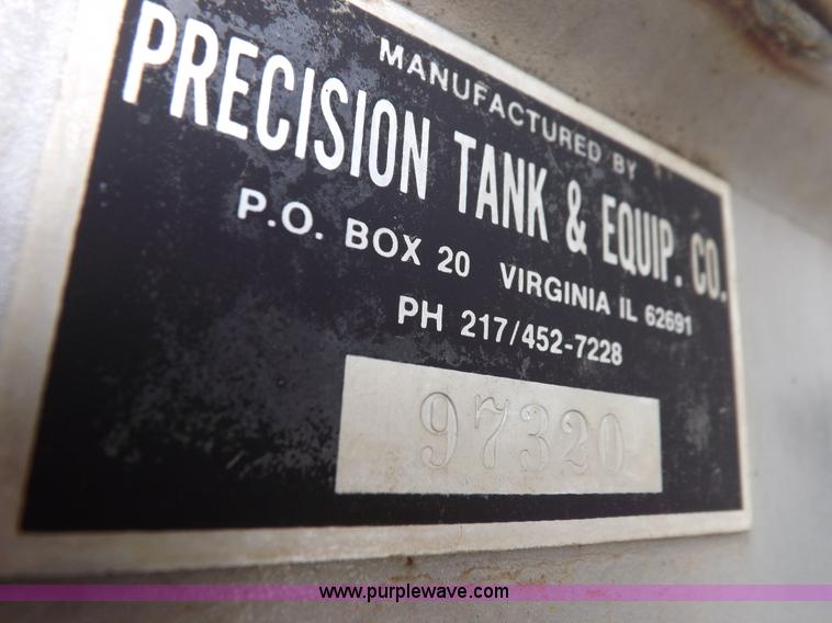 image for item H9137 1998 GMC C8500 applicator truck with Stahly sprayer