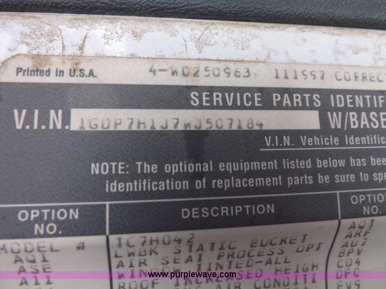 image for item H9137 1998 GMC C8500 applicator truck with Stahly sprayer