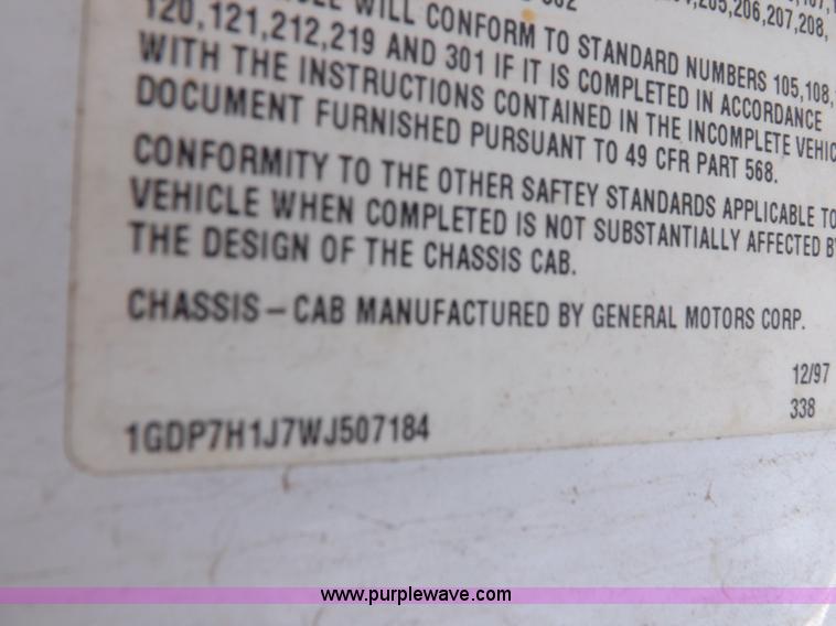 image for item H9137 1998 GMC C8500 applicator truck with Stahly sprayer