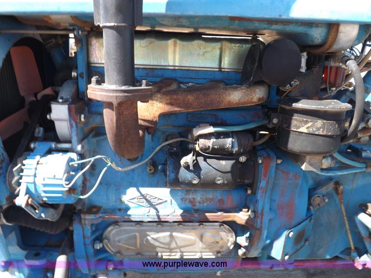 image for item H9138 Rhino 554 MFWD tractor