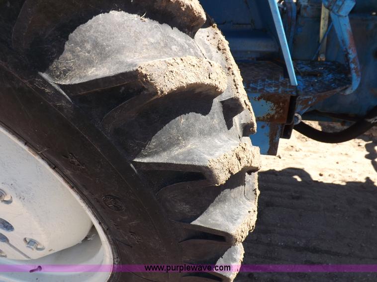 image for item H9138 Rhino 554 MFWD tractor