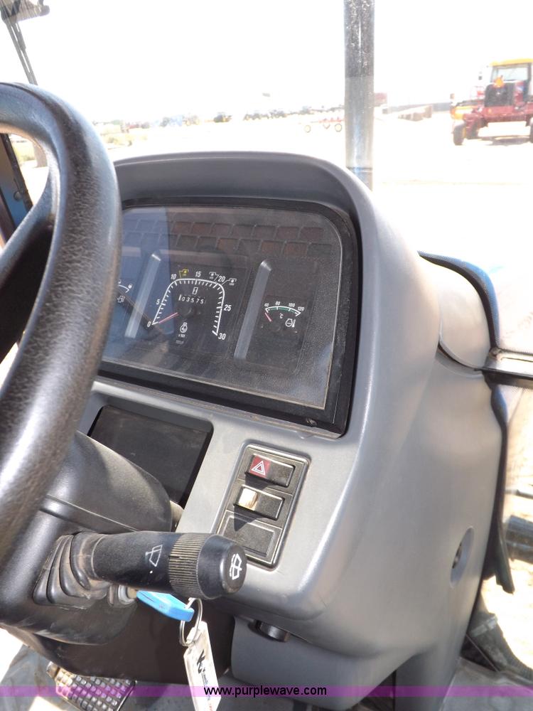 image for item H9139 2001 New Holland TS110 MFWD tractor