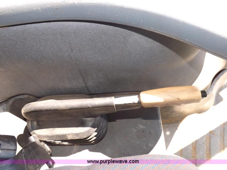 image for item H9139 2001 New Holland TS110 MFWD tractor