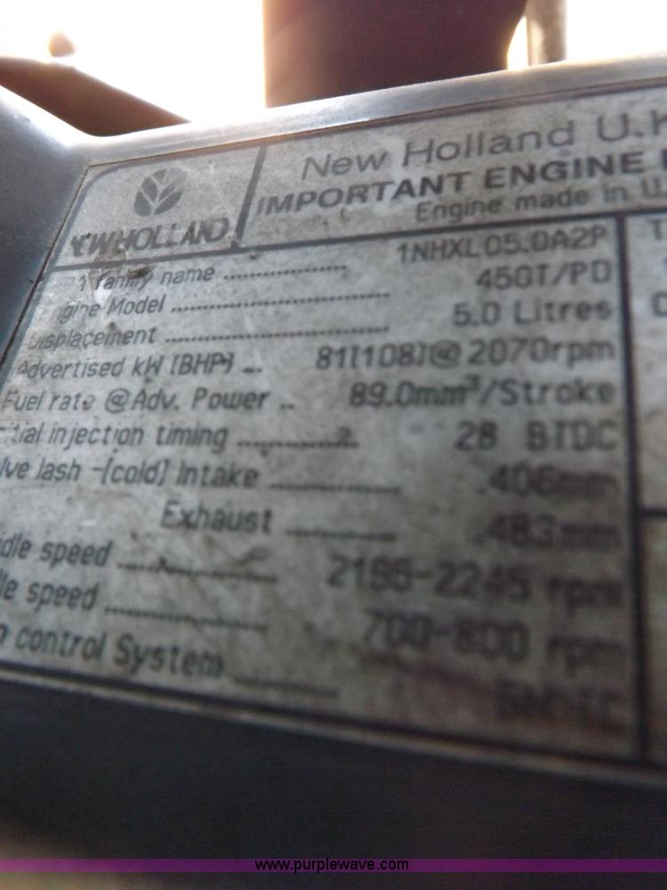 image for item H9139 2001 New Holland TS110 MFWD tractor