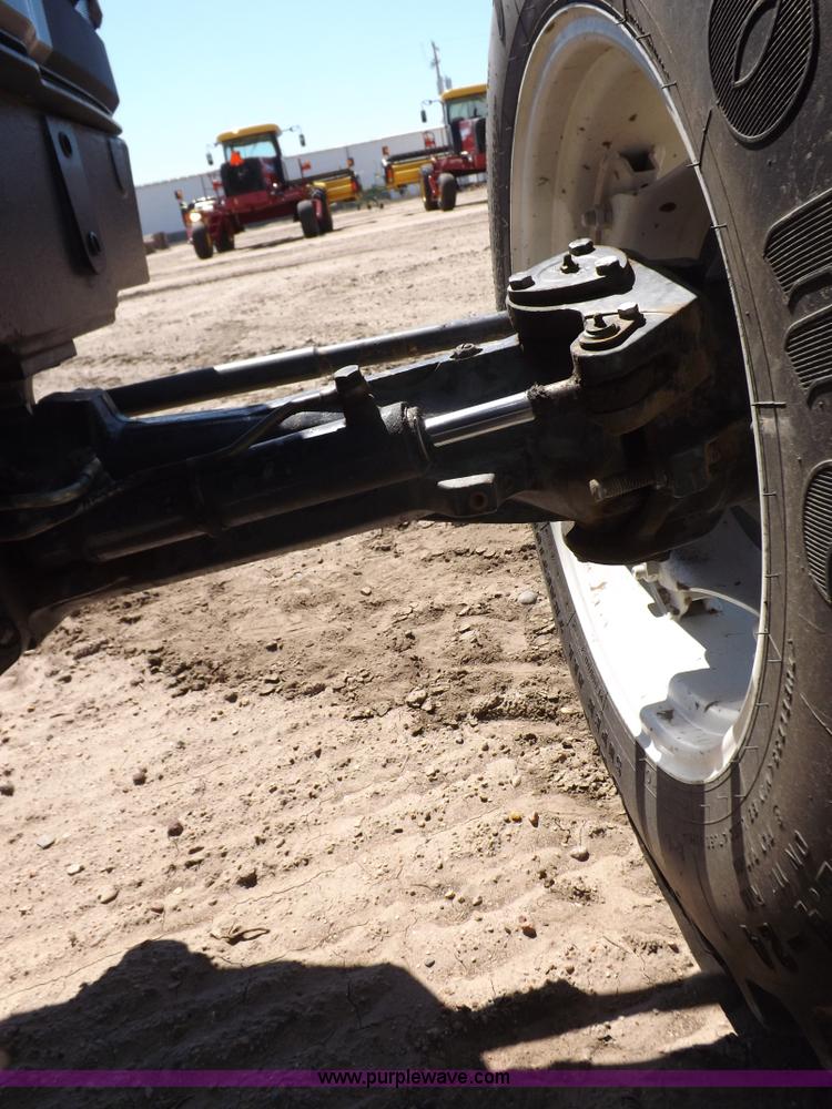 image for item H9139 2001 New Holland TS110 MFWD tractor