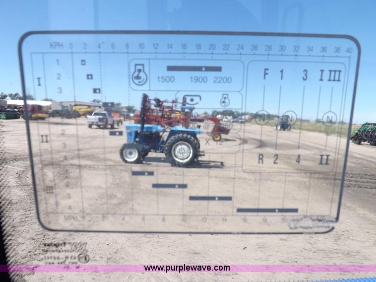 image for item H9139 2001 New Holland TS110 MFWD tractor