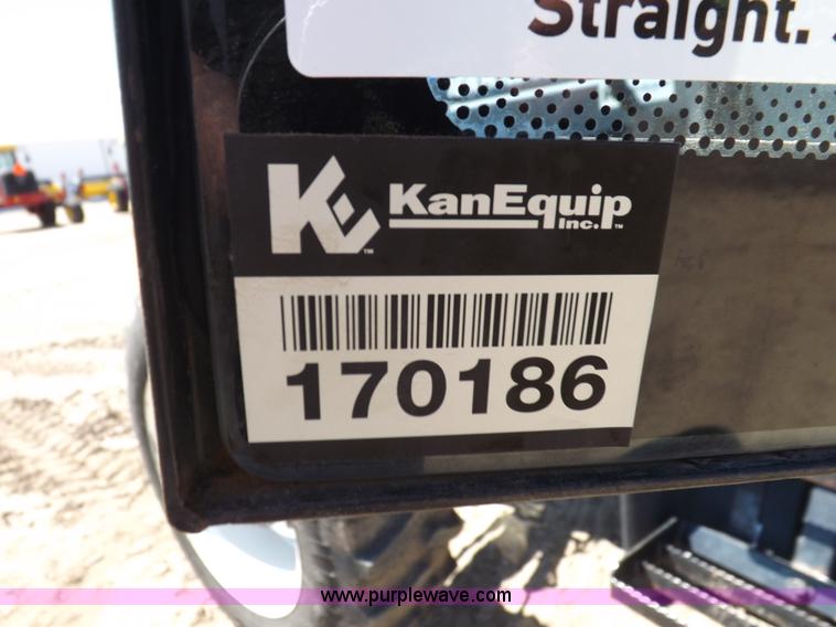 image for item H9139 2001 New Holland TS110 MFWD tractor