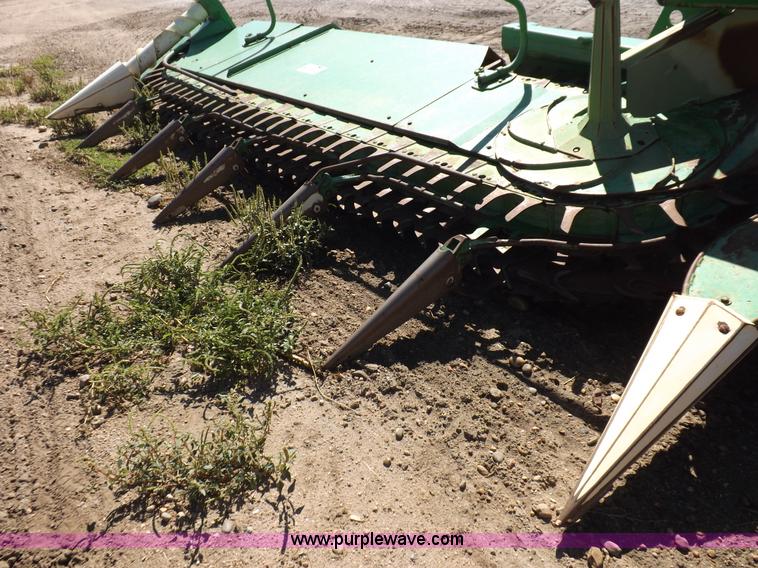 image for item H9140 2005 Krone Easy Collect 9000 forage head