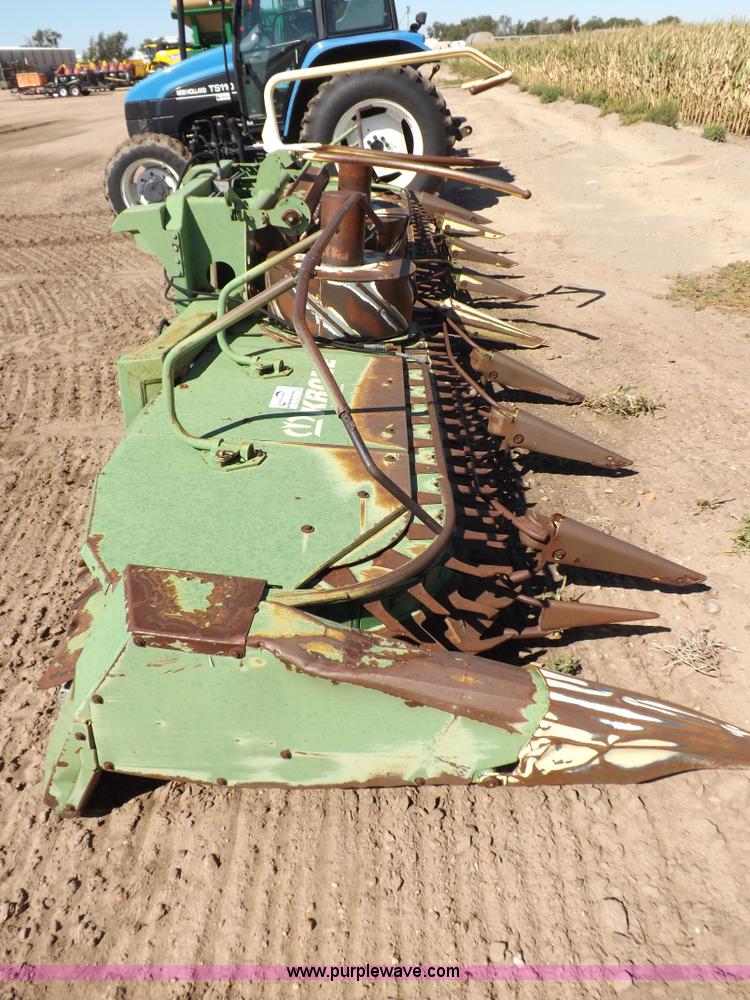 image for item H9141 2006 Krone Easy Collect 6000F forage head