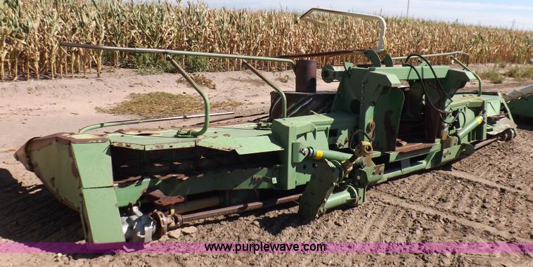 image for item H9141 2006 Krone Easy Collect 6000F forage head