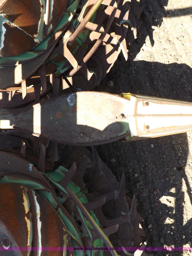 image for item H9141 2006 Krone Easy Collect 6000F forage head