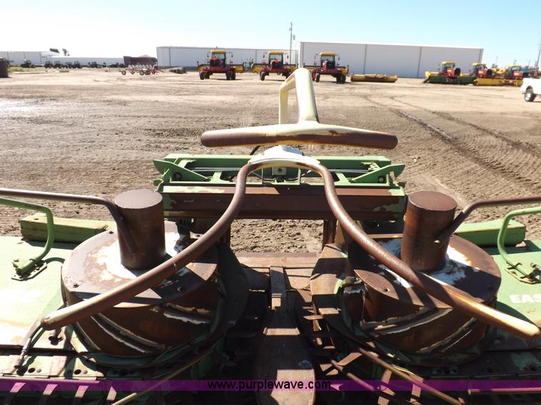 image for item H9141 2006 Krone Easy Collect 6000F forage head