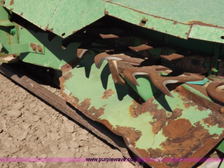 image for item H9141 2006 Krone Easy Collect 6000F forage head