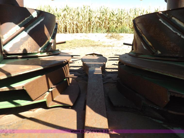 image for item H9141 2006 Krone Easy Collect 6000F forage head