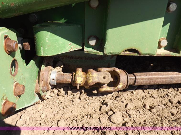image for item H9141 2006 Krone Easy Collect 6000F forage head