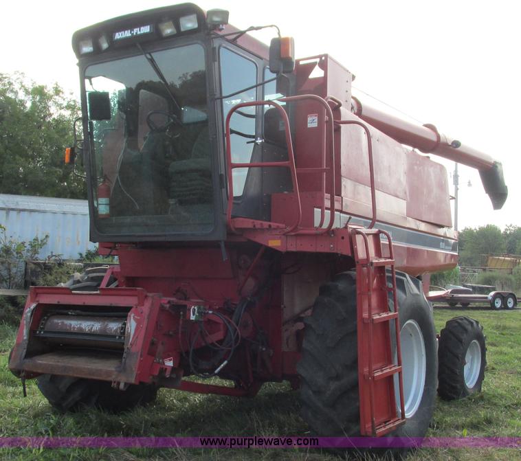 image for item I3237 1992 Case IH 1680 Axial Flow combine