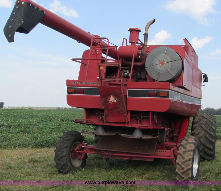 image for item I3237 1992 Case IH 1680 Axial Flow combine
