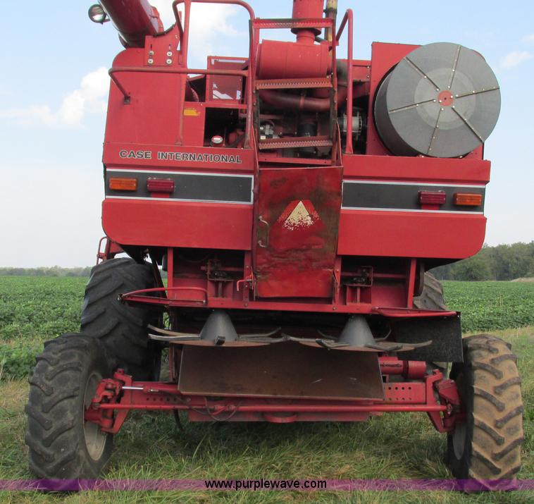 image for item I3237 1992 Case IH 1680 Axial Flow combine