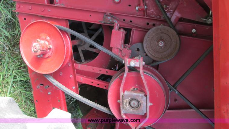 image for item I3237 1992 Case IH 1680 Axial Flow combine