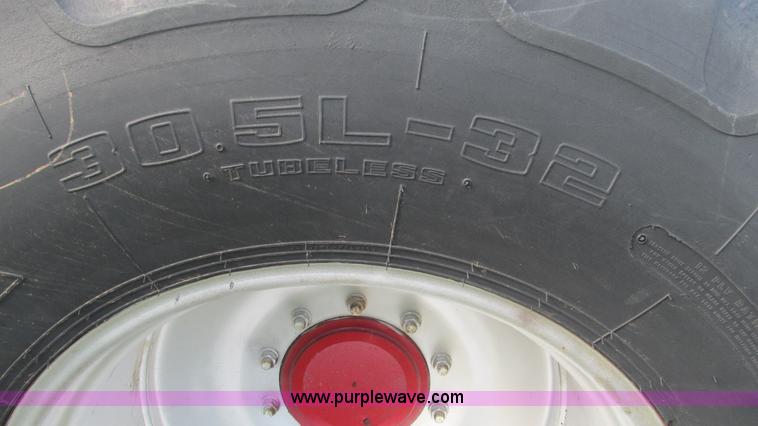 image for item I3237 1992 Case IH 1680 Axial Flow combine